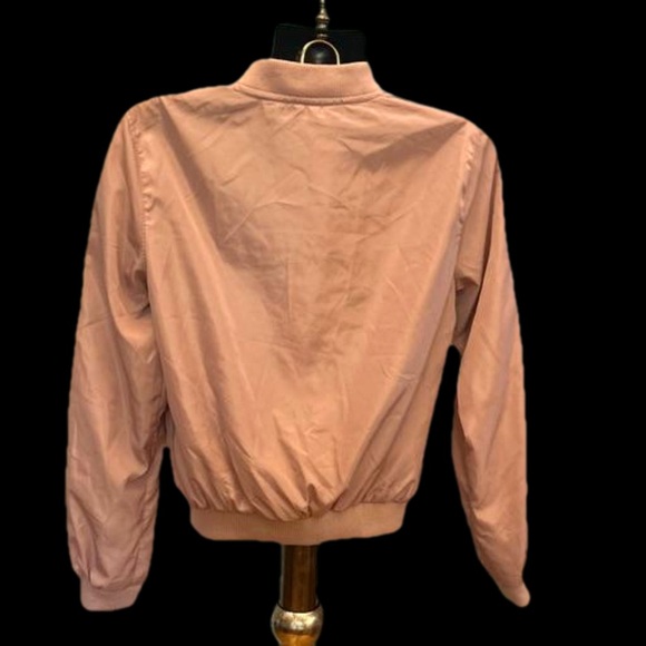 Medium New Look pink en point satin full zip varsity  jacket coat - Picture 9 of 13